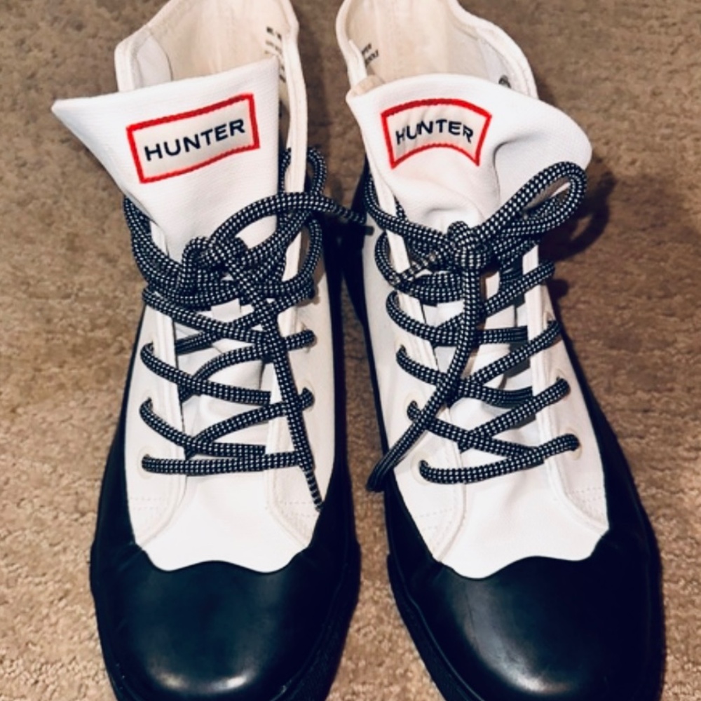 Boots - Picture 3 of 3